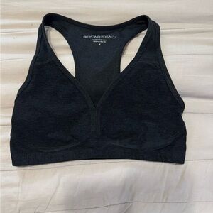 Beyond Yoga Women's Black Sports Bra